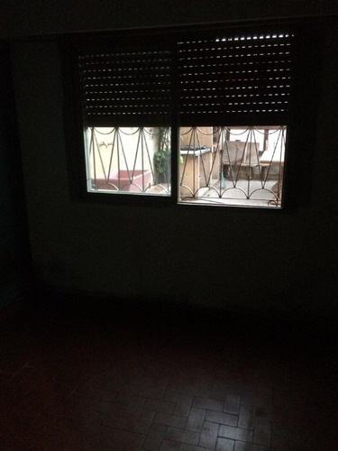 Imagen 8 de 10 de Casa Americana En Ph De 4 Ambientes En Venta - Moron Sur
