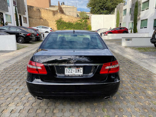 Imagen 6 de 12 de Mercedes-benz Clase E E300