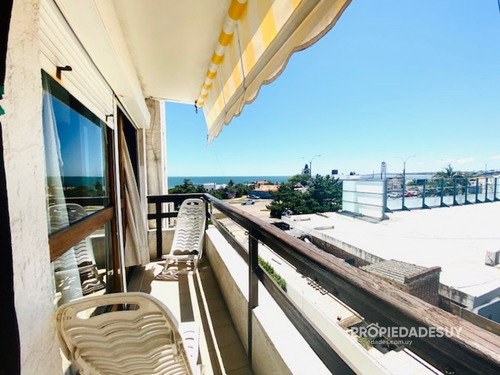 Apartamento Con Vista Al Mar De 1 Dorm. Playa Mansa, Punta Del Este- Ref: 806