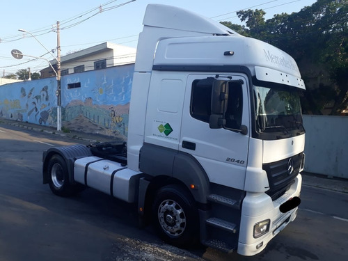 Imagem 2 de 11 de Mercedes Axor 2040