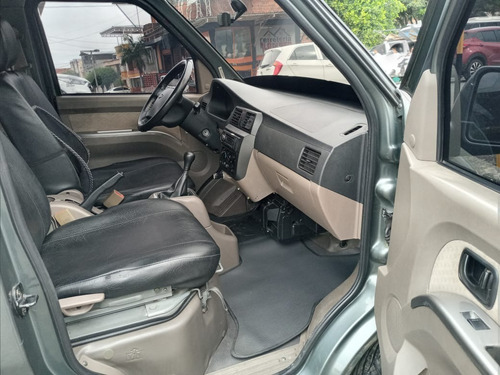 Chevrolet Van N300 Pasajeros Gris Oscuro Mod 2016
