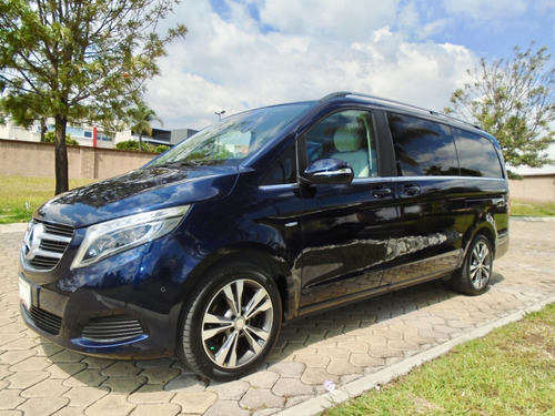 Imagen 1 de 14 de Mercedes Clase V 2016