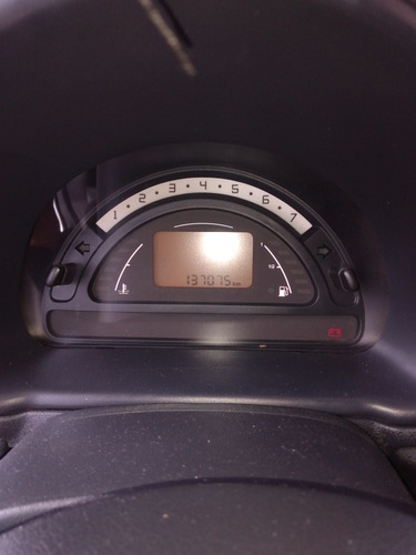 Imagem 8 de 8 de Citroën C3 2007 1.4 8v Glx Flex 5p