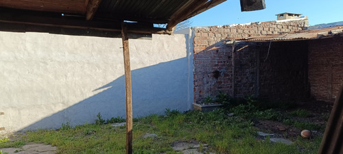 Depósito Céntrico A Reciclar De 111m².