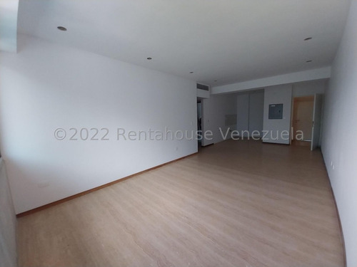 Imagen 14 de 16 de Apartamento En Venta - Campo Alegre 23-16727 - Ja 04242153335