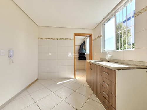 Imagem 1 de 17 de Apartamento De 02 Dormitórios Para Alugar Em Santa Maria Com Churrasqueira E Vaga Na Garagem - 86136