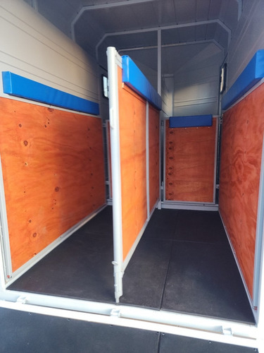 Acoplado Trailer Cerrado Full 2 Caballos Cigueña Piso Goma