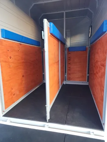 Acoplado Trailer Cerrado Full 2 Caballos Cigueña Piso Goma