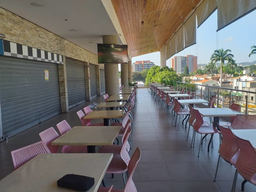 Imagen 6 de 14 de Venta Fondo De Comercio Con Licencia De Licores, Cc. Concepto La Viña, Valencia.