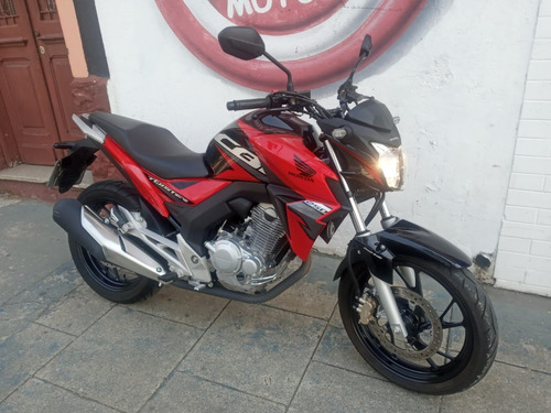 Imagem 8 de 10 de Honda Twister 250 2019 Vermelha