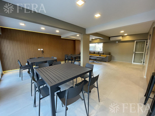 Venta De Monoambiente Con Cochera En Wilde
