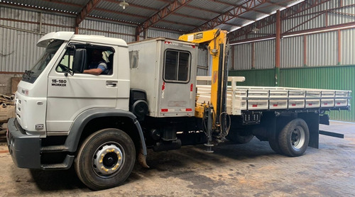 Imagem 3 de 14 de Volkswagem 15-180 4x2 Munck Cabine Suplementar