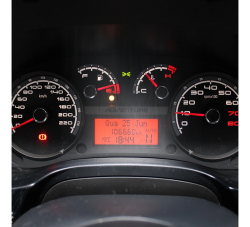 Fiat Idea 1.8 MPI ADVENTURE 16V FLEX 4P MANUAL