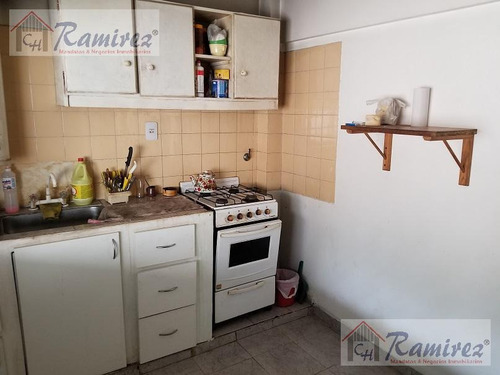 Casa 5 Ambientes En Venta A 200mts Av. Santa Rosa - Ituzaingó Norte
