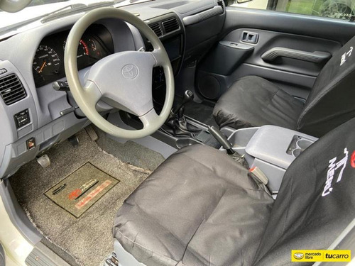 Toyota Meru Sincrónico