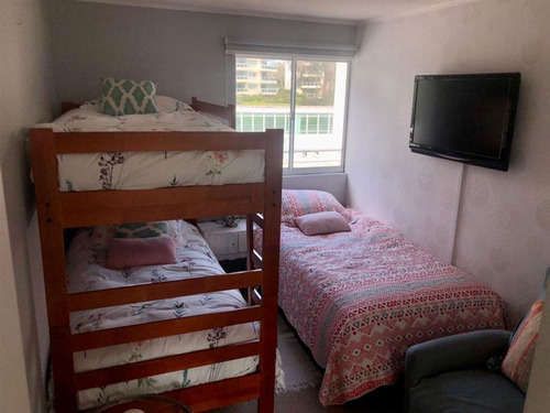 Departamento En Venta De 4 Dorm. En Santo Domingo