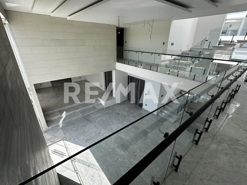 Residencia En Venta En Parque Hidalgo, Lomas De Angelólopolis