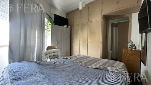 Venta De Departamento De 2 Ambientes Con Balcón En Balvanera