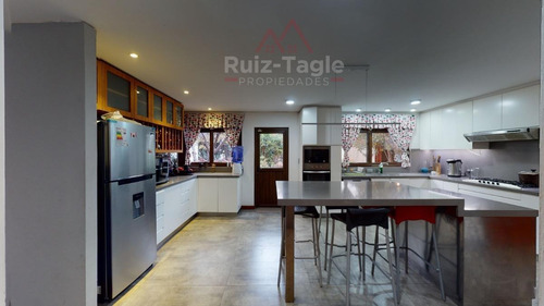 Imagen 17 de 30 de Venta De Maravillosa Casa En Chicureo.