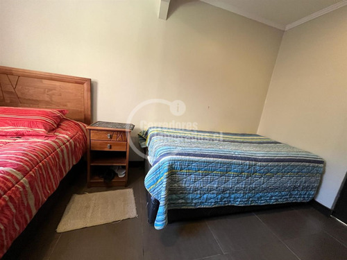 Casa En Venta De 6 Dorm. En Santo Domingo