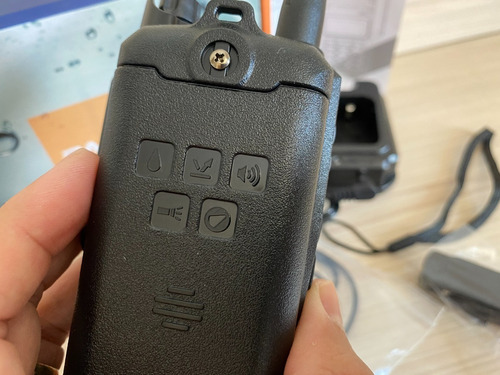 Walkie Talkie Baofeng Uv9r Era Impermeável 15 Watts Uhf Vhf Bandas De Freqüência Vhf136 - 174mhz, Uhf400 - 520mhz Cor Azul