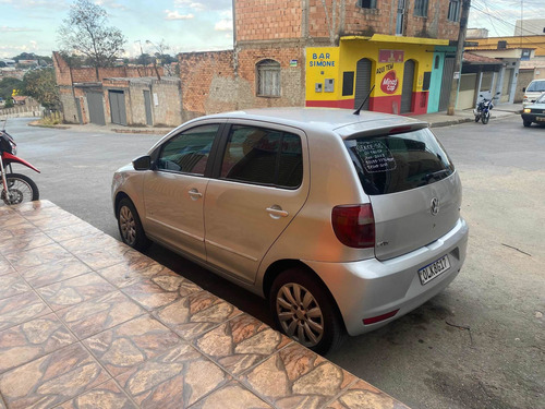 Imagem 4 de 6 de Volkswagen Fox 2013 1.6 Vht Trend Total Flex 5p