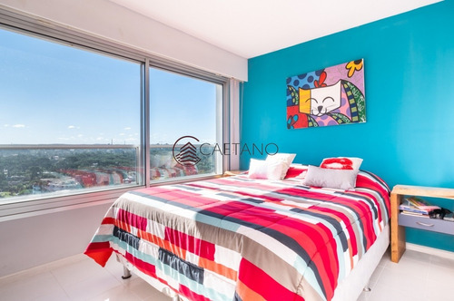 Hermoso Penthouse Lincoln Center- Ref: 639