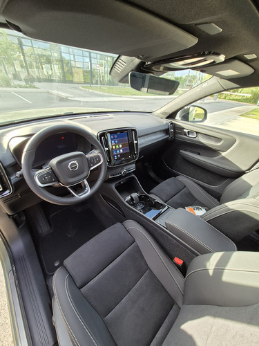 Volvo Xc40 Recharge 0.0 P8 Awd