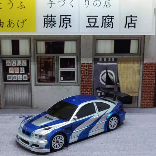 Auto Rc Drift 4wd Escala 1:43 Con Cono De Tráfico