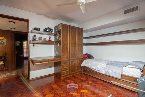 Casa Venta 5 Dorm.depto.pileta B°parque Horizonte