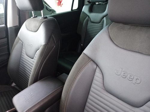 Imagen 7 de 15 de Jeep Commander 2.0 Td 4x4 Oveland 2023 Full