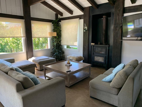 Imagen 5 de 28 de La Casa De Scott Con Pileta Y Jacuzzi Climatizado !