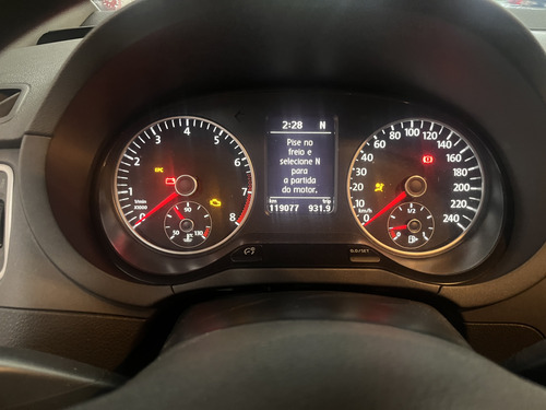 Volkswagen Fox 1.6 Vht I-motion Total Flex 5p