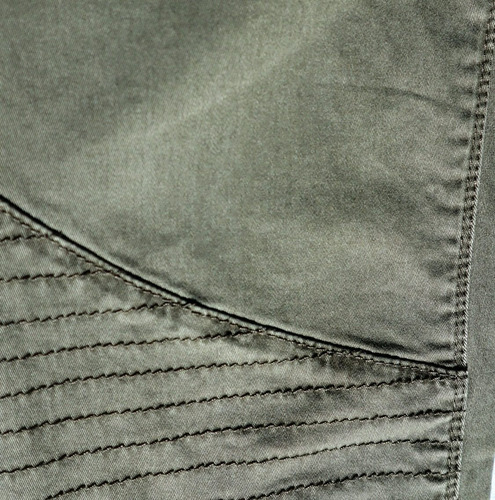Jeans Color Verde Olivo Corte Legging Express
