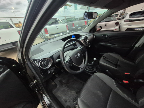 Toyota Etios 1.5 Sedan Xls