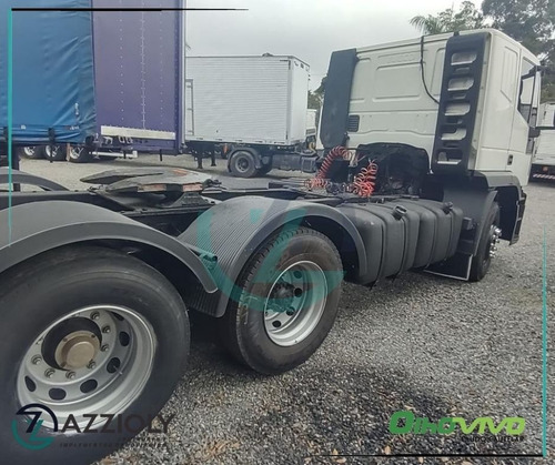 Imagem 13 de 15 de Iveco Eurotech 6x2 Cavalo