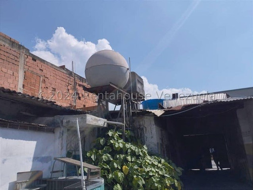 Alquiler De Dos Locales Comerciales A Pie De Calle Catia I