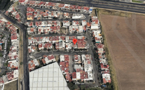 Sk01- Casa En Remate Bancario En C. Industria De La Construcción, Villas De Zapopan, Zap, Jal. (65% Debajo De Su Valor Comercial, Solo Recursos Propios)