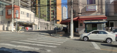 Imagem 8 de 10 de Banca De Jornal E Revista