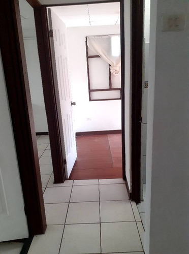 Imagen 4 de 10 de Vendo Casa , Curridabat, Resd. Villas De Ayarco.
