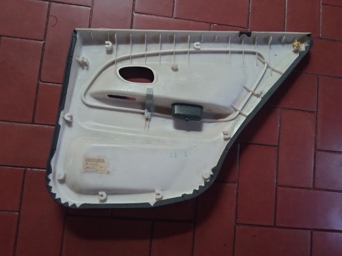 Tapicería Puerta Trasera Izquierda Mitsubishi Signo Lancer (Usado)