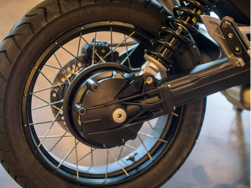 Imagen 23 de 25 de Moto Guzzi V85 Tt Verde Financiación Disponible