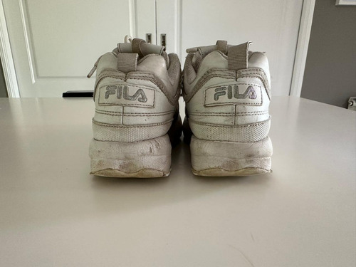Zapatilla Fila Talle Us 6 (Usado)