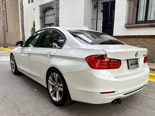 BMW Serie 3 2.0 328ia Sport Line At