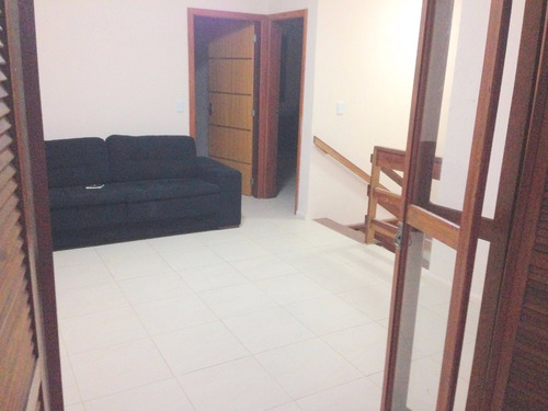Casa De 3 Dormitórios - 4339