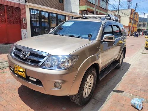Toyota Fortuner 4.0 Sr5