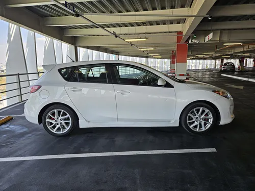 Bonito Mazda 3 Sport Gt 2012