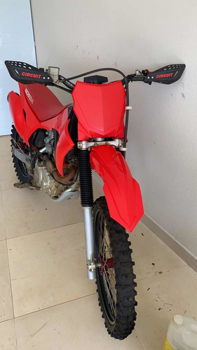 Imagem 1 de 7 de Honda Crf 230f
