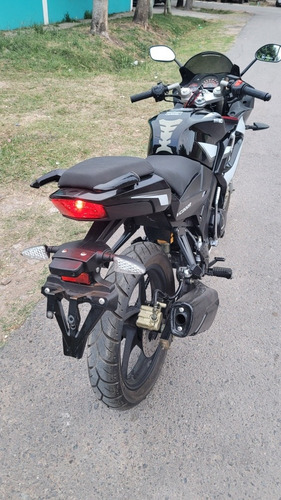 Imagen 11 de 16 de Gilera Vc200r