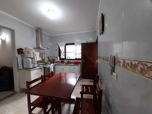 Imagem 5 de 15 de Sobrado Para Venda Em Peruíbe, Parque Daville, 3 Dormitórios, 2 Suítes, 1 Banheiro, 2 Vagas - 3707_2-1210771
